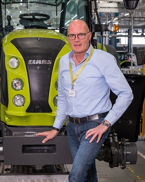 Persona de contacto Sr. Heiner Bank