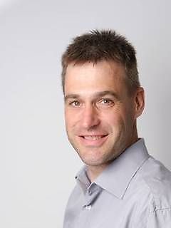 Persona de contacto Sr. Bernhard Altmann